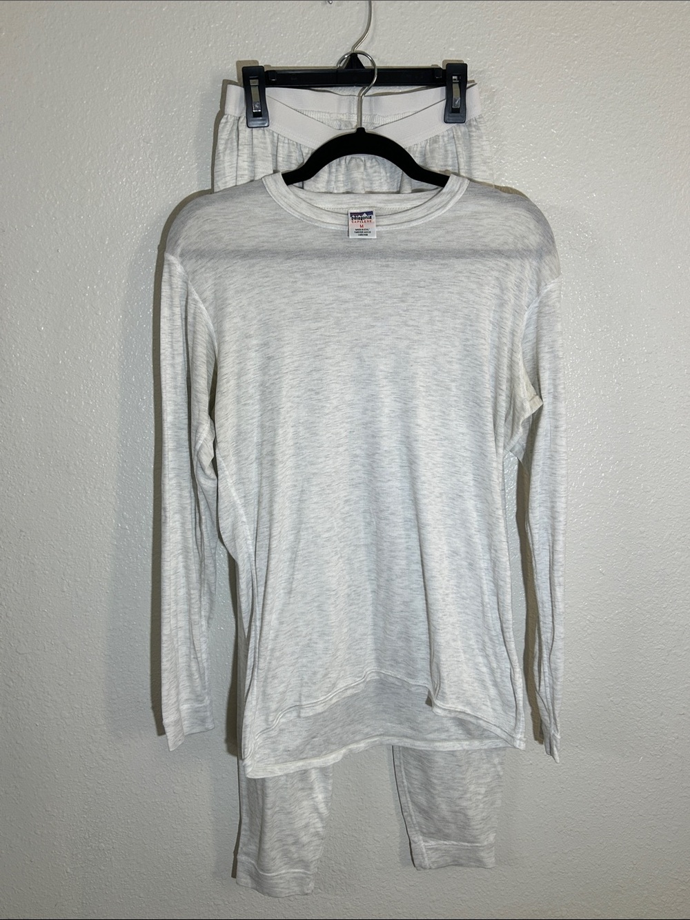 VINTAGE Patagonia Men’s Capilene Long-John Set in Heathered Light Gray Sz M
